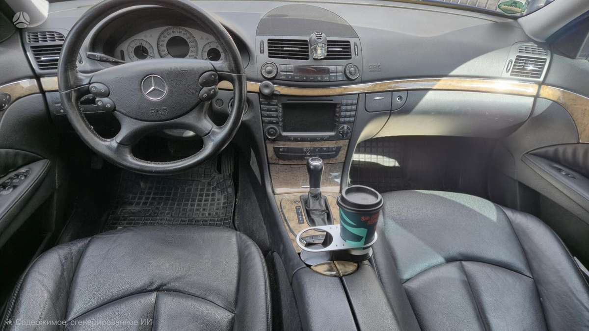 Mercedes-Benz E320 2006 — photo 7
