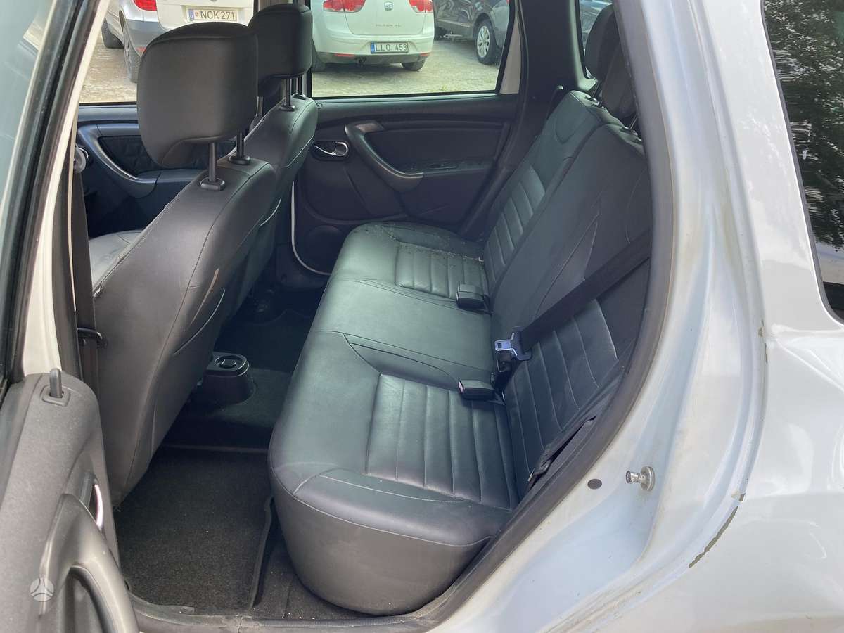 Dacia Duster 2014 — photo 17