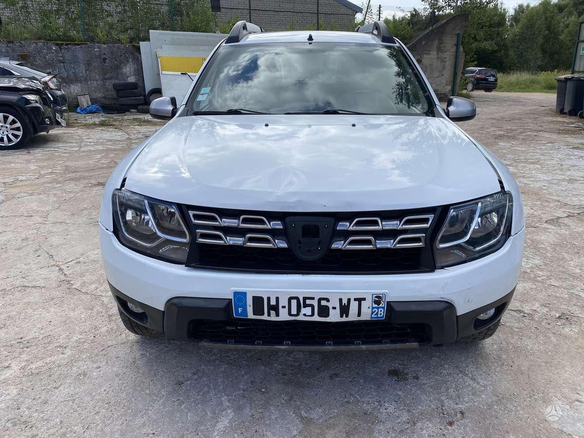 Dacia Duster 2014 — interior