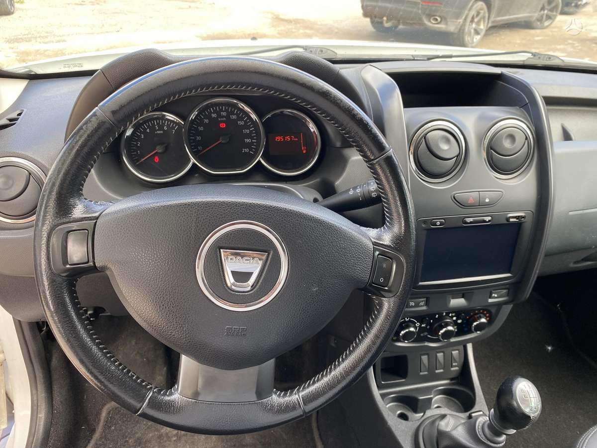 Dacia Duster 2014 — photo 8