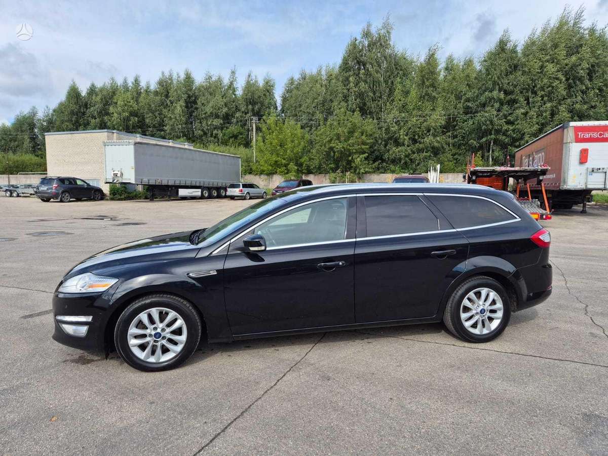 Ford Mondeo 2014 — photo 13