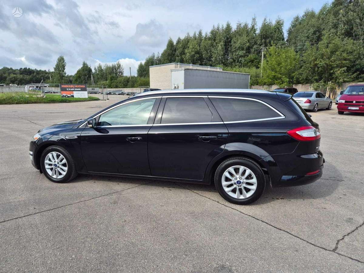 Ford Mondeo 2014 — photo 14