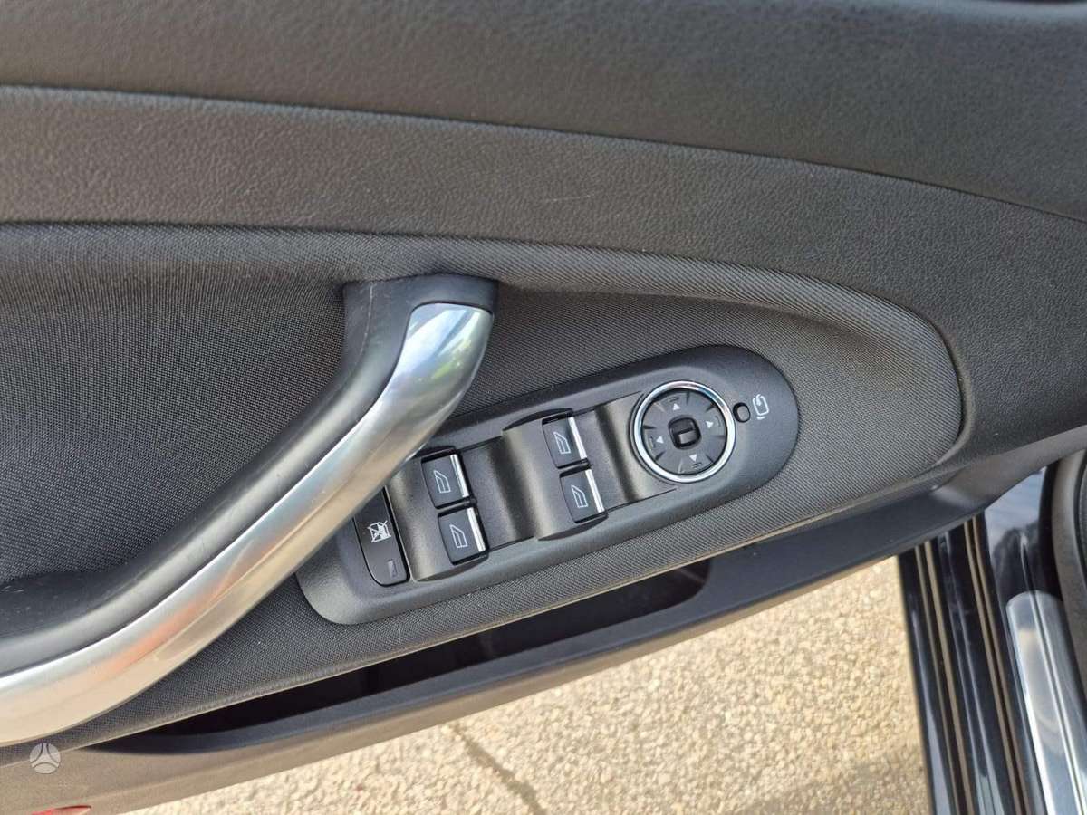 Ford Mondeo 2014 — photo 20