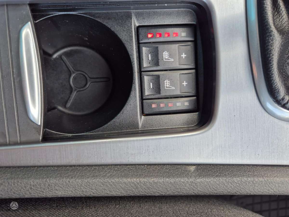 Ford Mondeo 2014 — photo 28