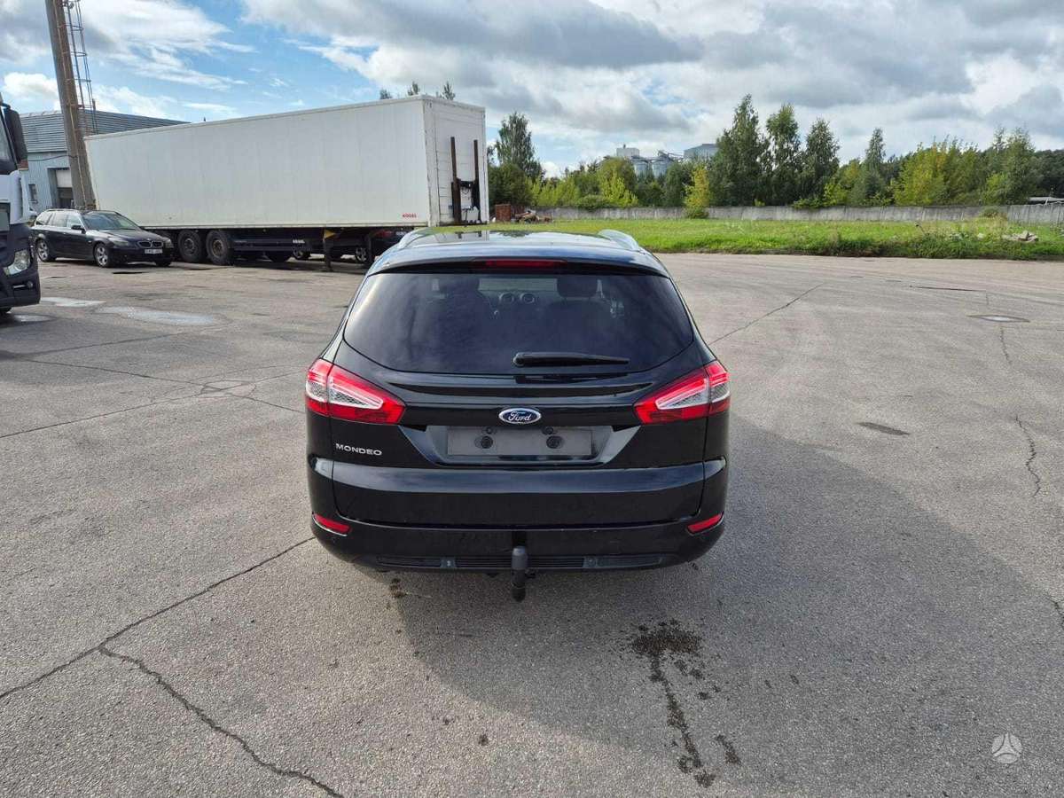 Ford Mondeo 2014 — photo 5