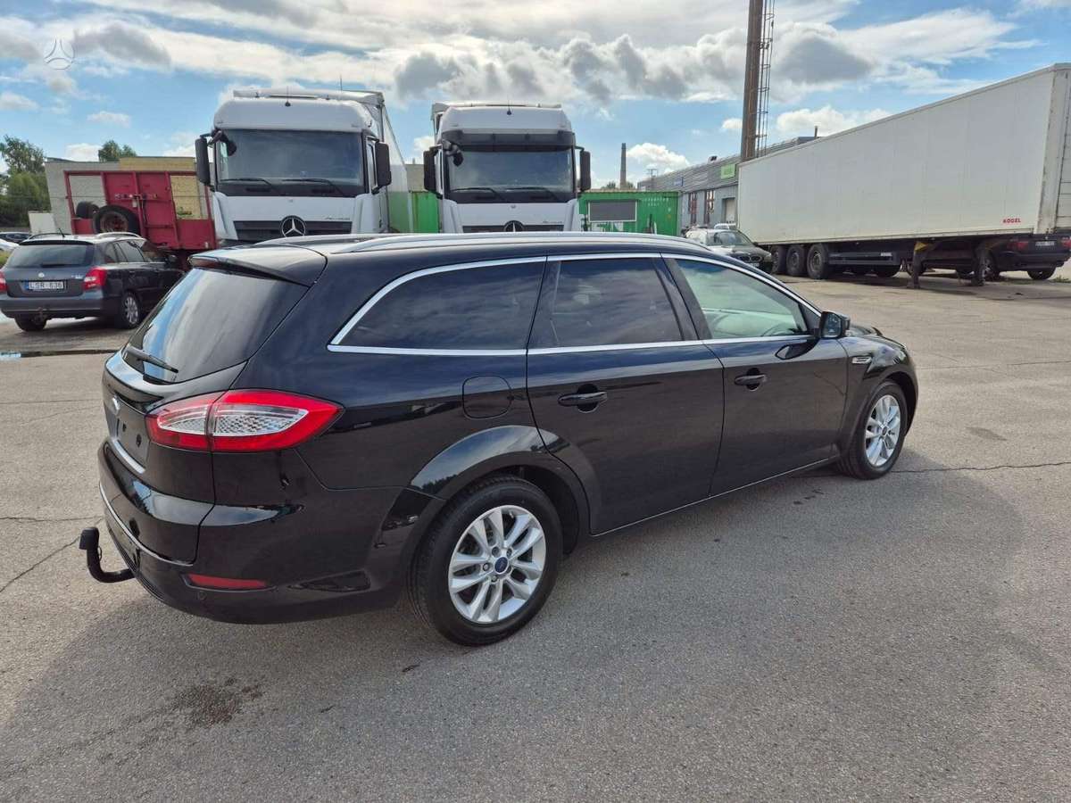 Ford Mondeo 2014 — photo 7