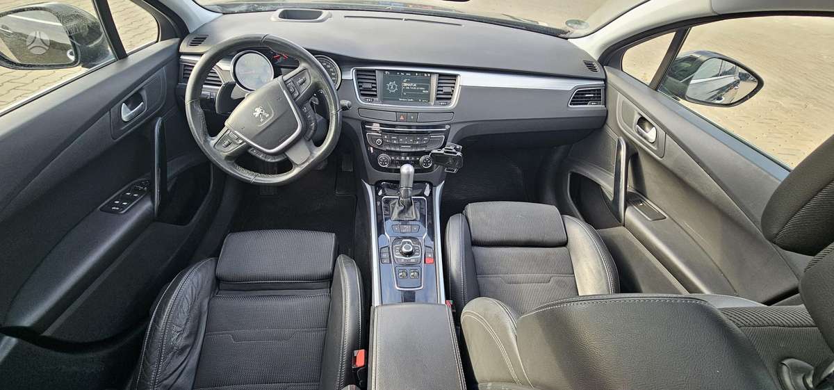Peugeot 508 2013 — photo 13