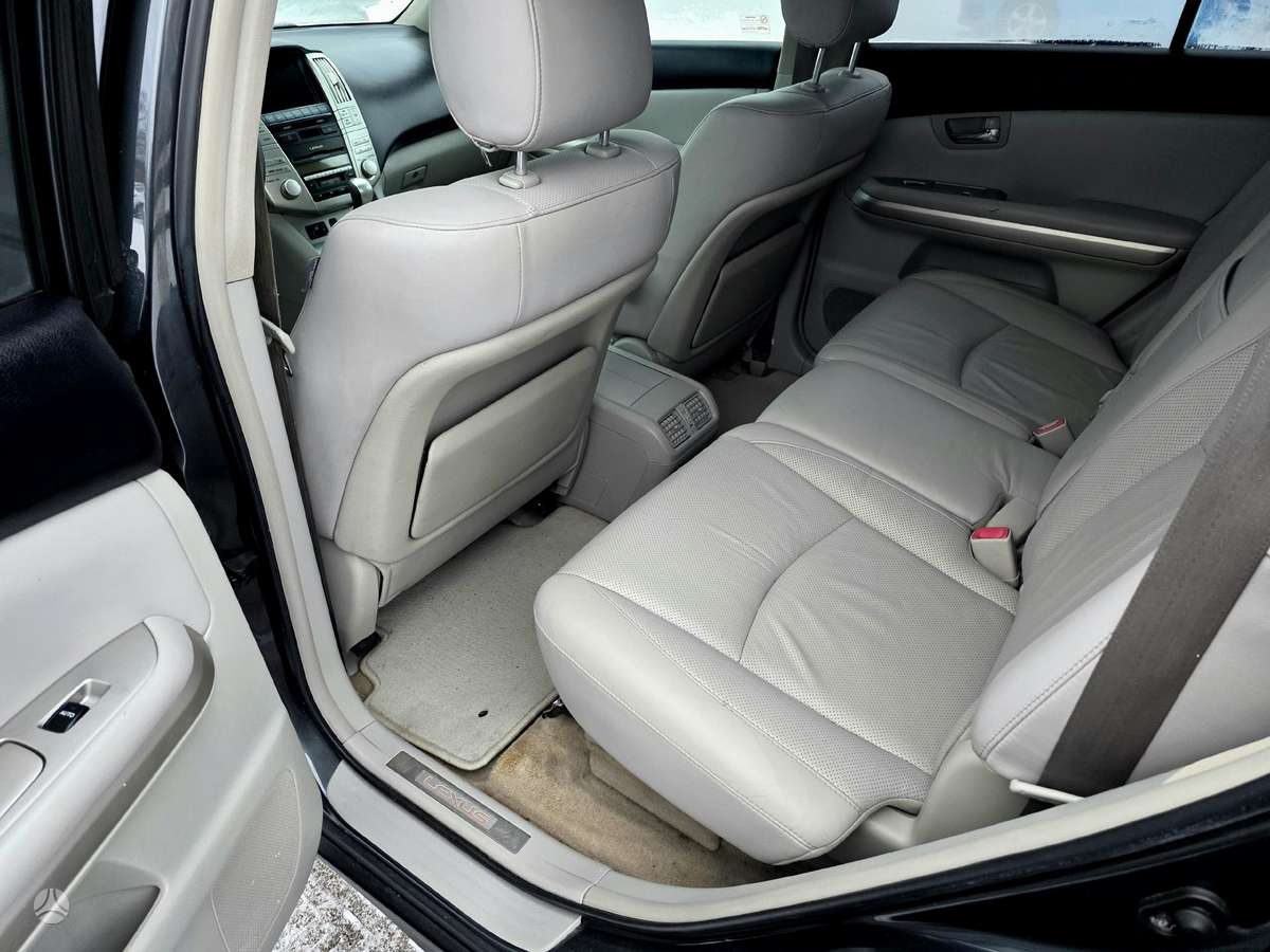 Lexus RX 2005 — photo 8