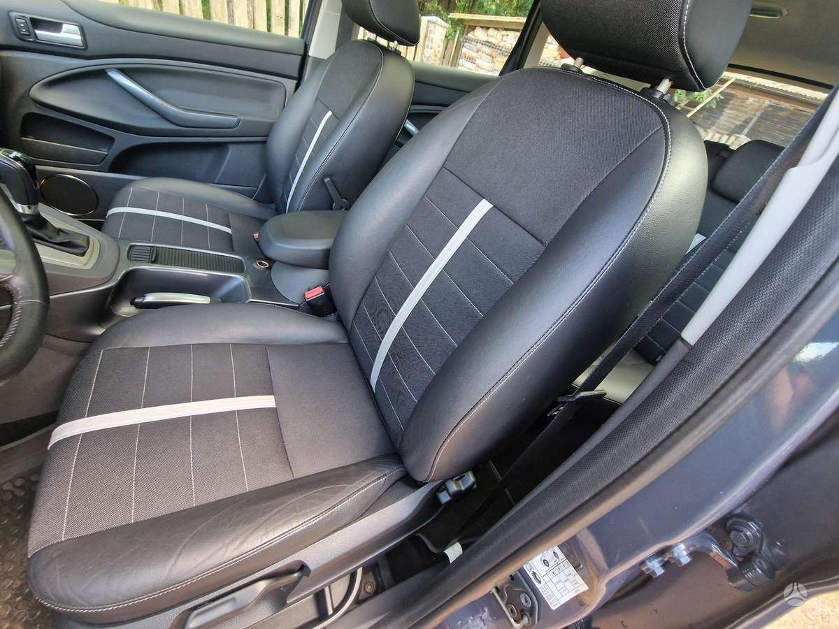 Ford Kuga 2011 — photo 11