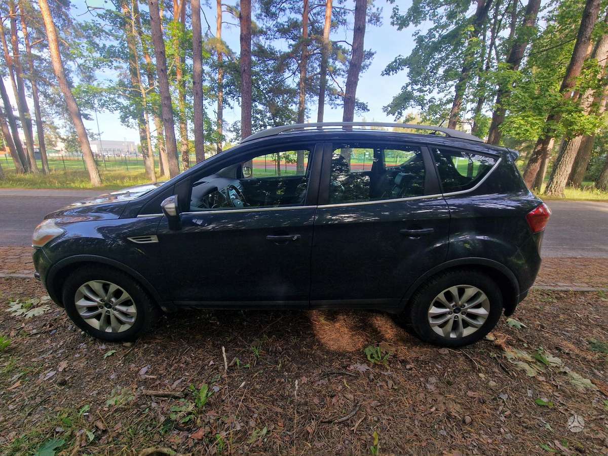 Ford Kuga 2011 — photo 6