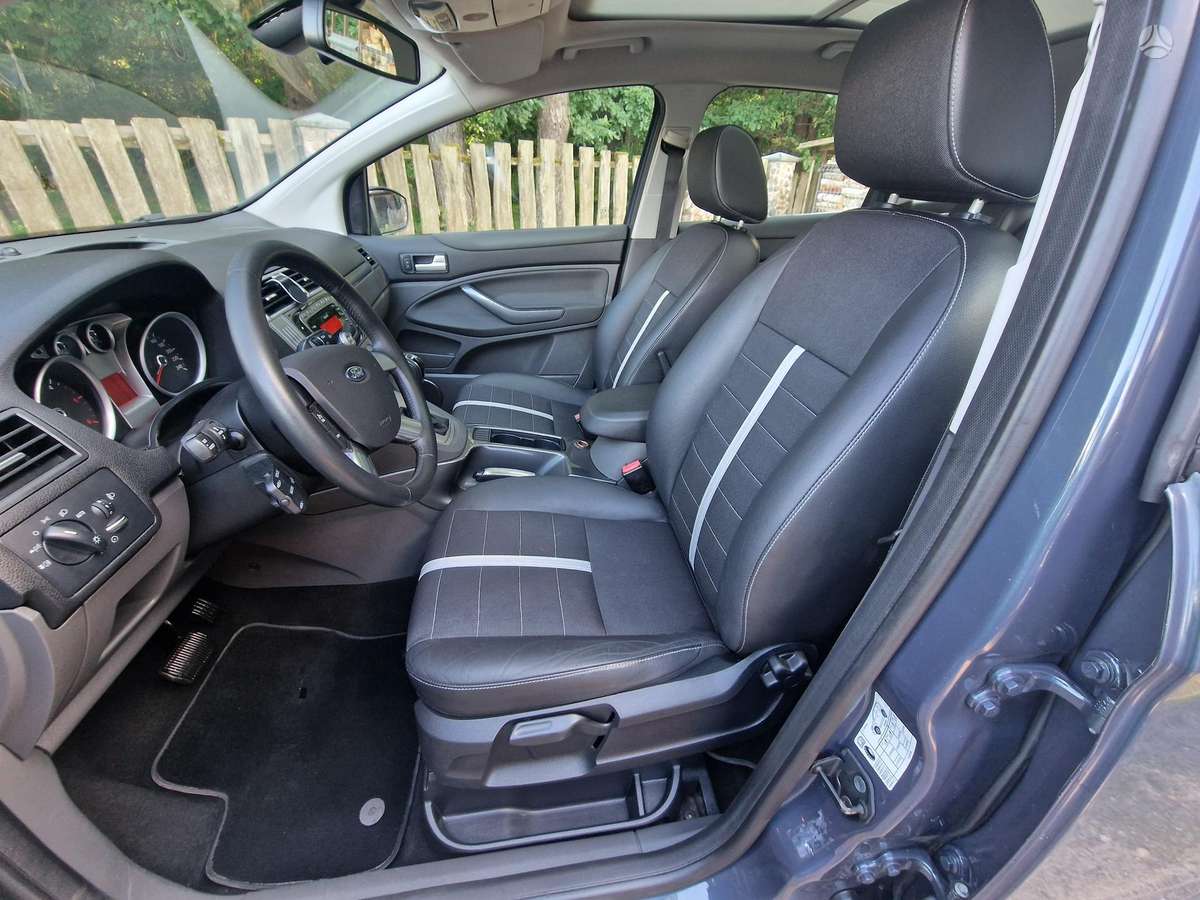 Ford Kuga 2011 — photo 9