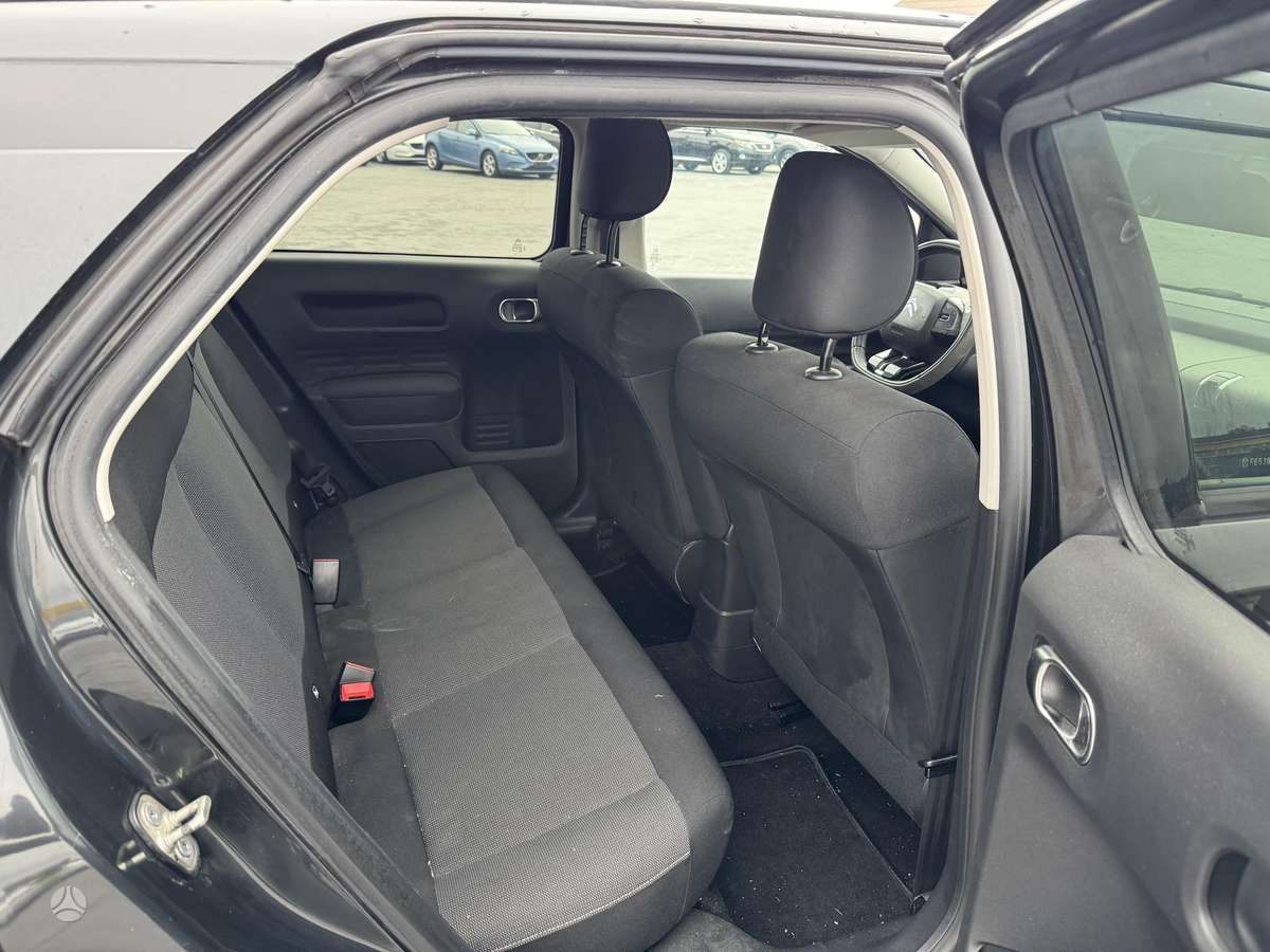 Citroen C4 2015 — фото 17