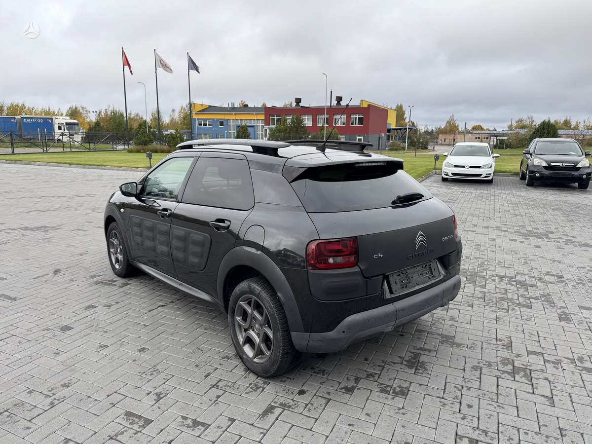 Citroen C4 2015 — двигун 1199 cm³, 82 HP (60kW)
