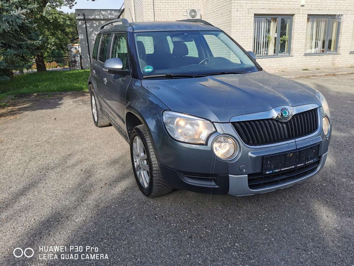 Skoda Yeti 2013 — салон