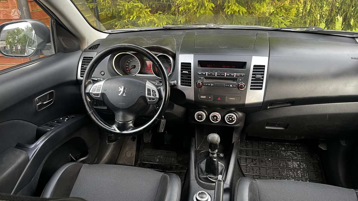 Peugeot 4007 2008 — photo 13