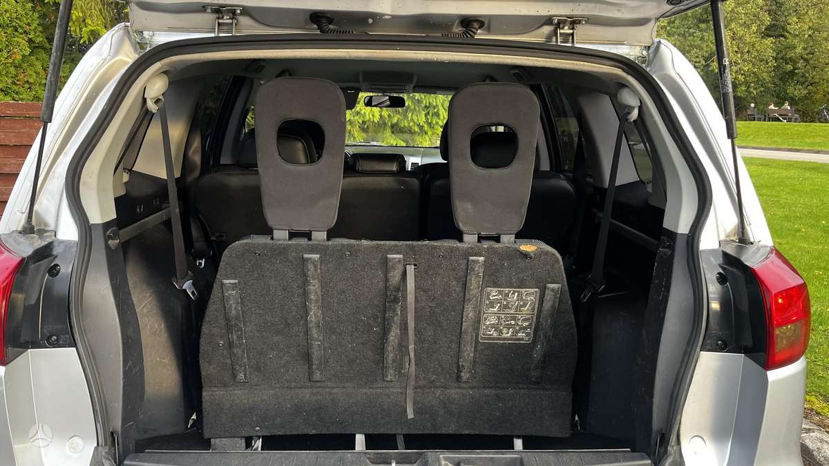 Peugeot 4007 2008 — photo 18