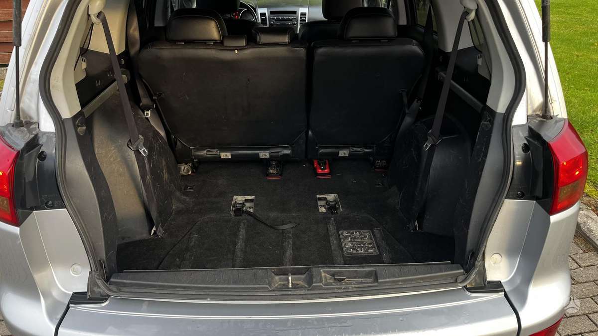 Peugeot 4007 2008 — photo 20