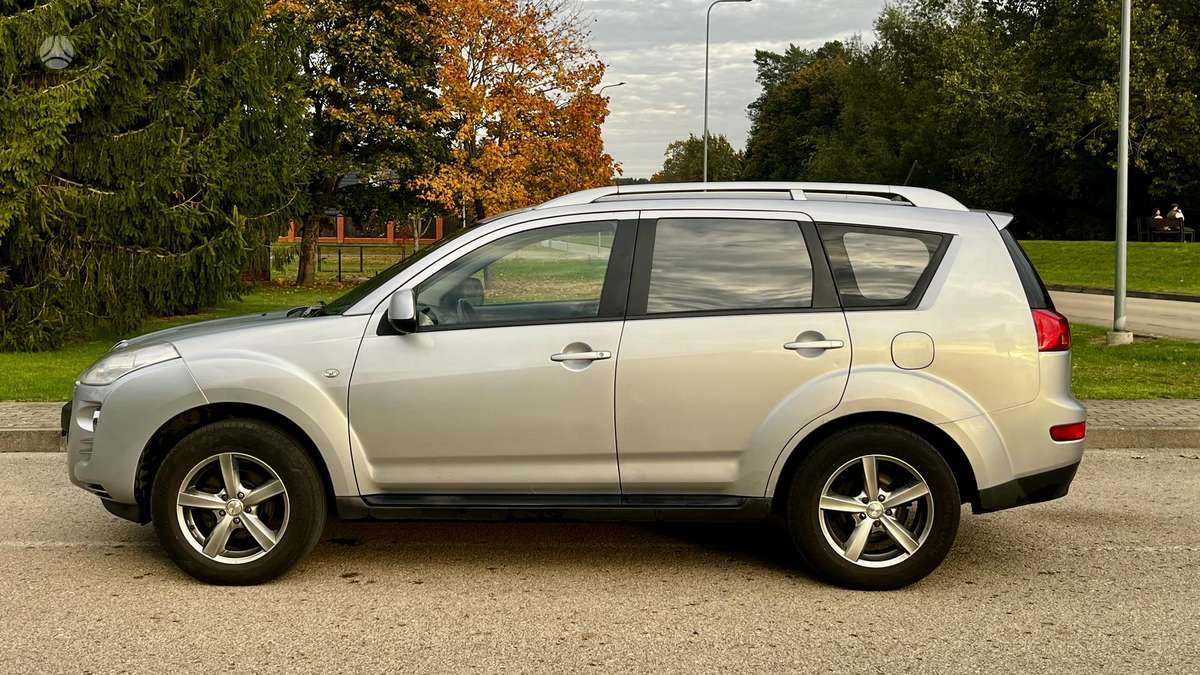 Peugeot 4007 2008 — photo 8