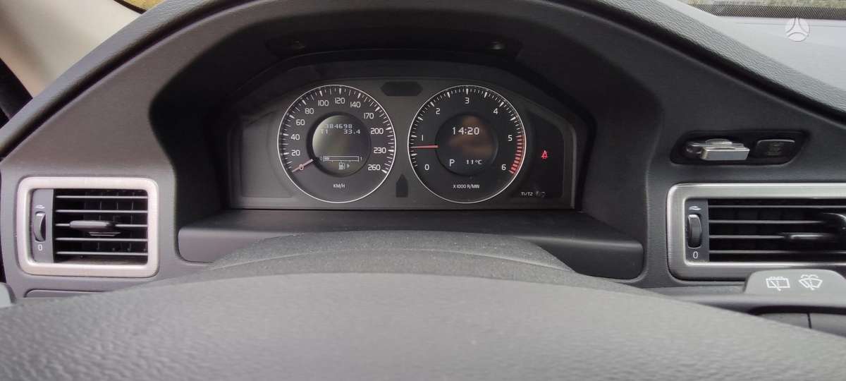 Volvo V70 2008 — photo 10