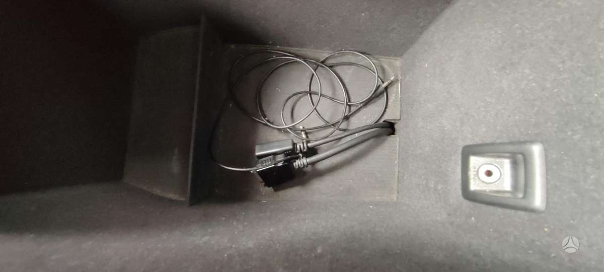 Volvo V70 2008 — photo 11