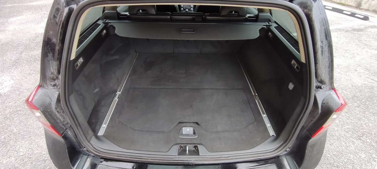 Volvo V70 2008 — photo 12