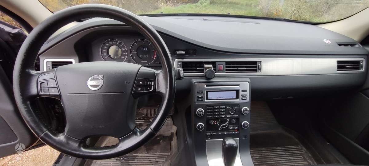 Volvo V70 2008 — photo 9