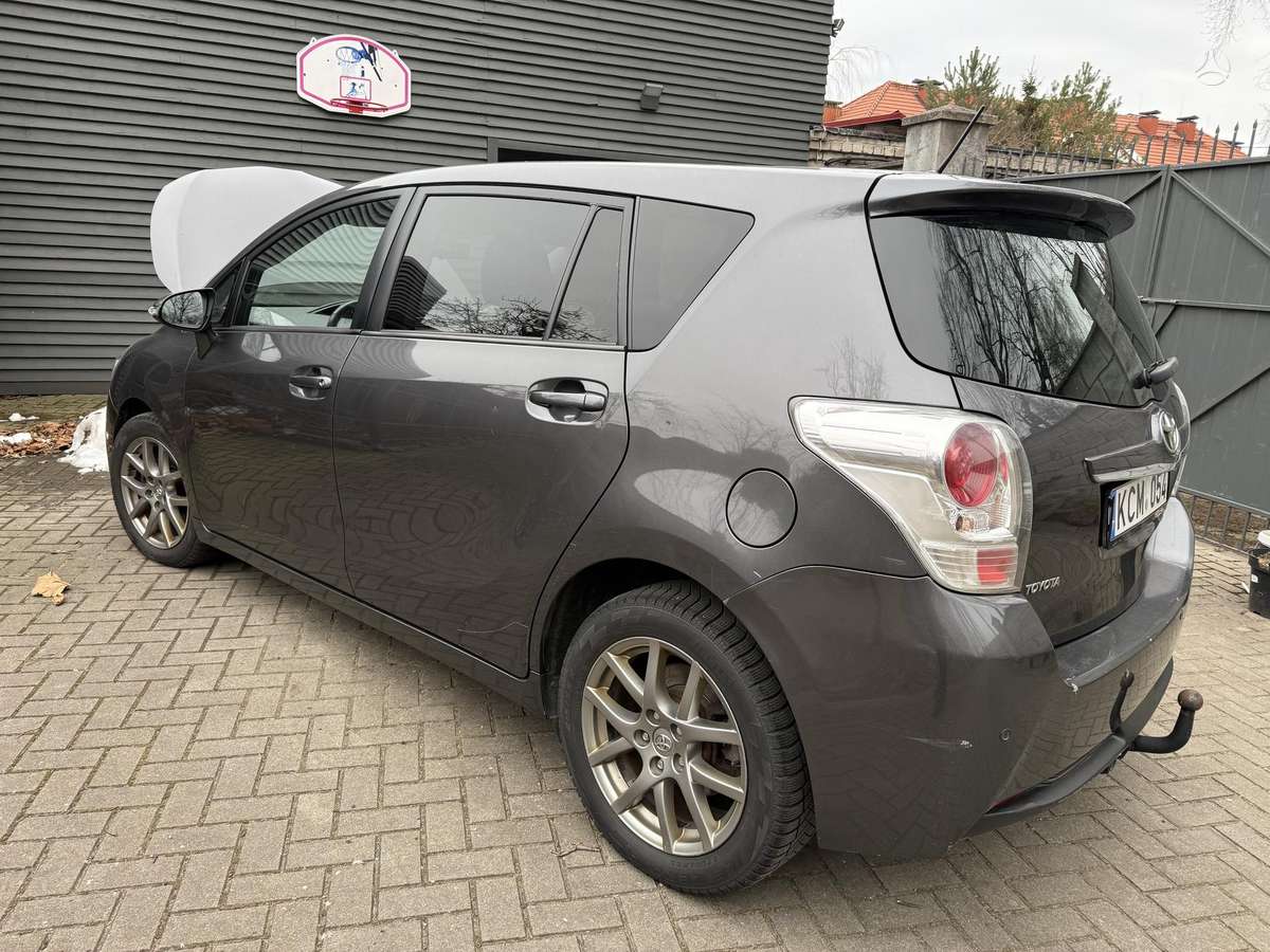 Toyota Verso 2014 — vehicle for AFU Ukraine