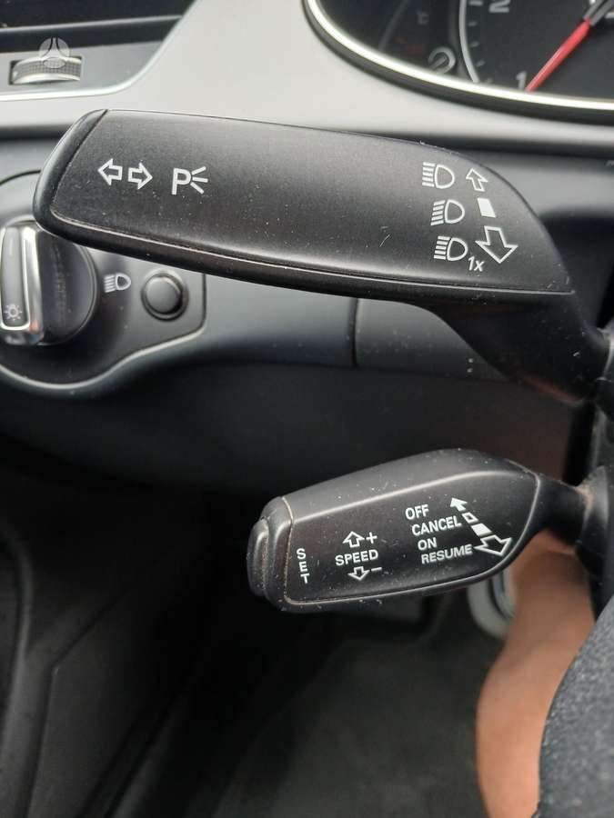 Audi A4 2013 — photo 21