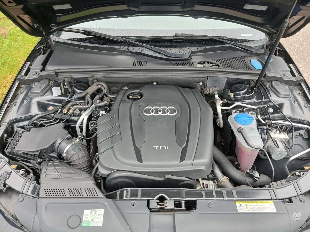 Audi A4 2013 — photo 23