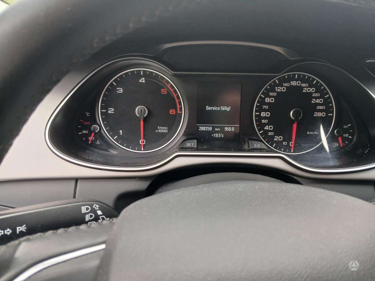Audi A4 2013 — photo 8