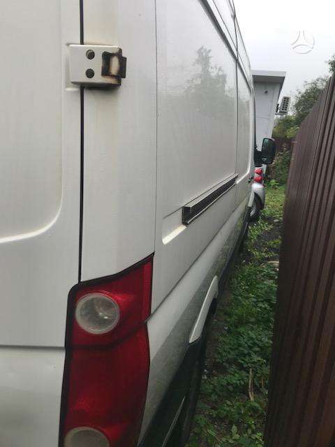 Volkswagen Crafter 2012 — photo 8
