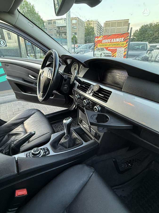 BMW 520 2009 — engine 1995 cm³, 177 HP (130kW)