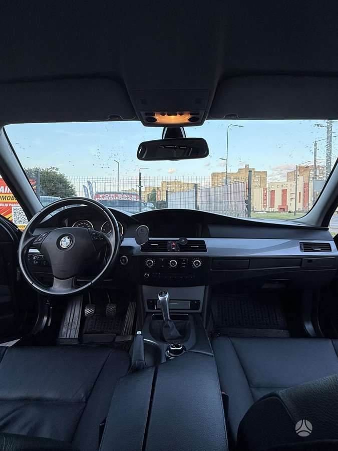BMW 520 2009 — photo 5
