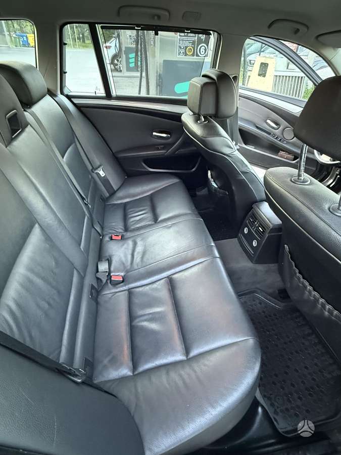 BMW 520 2009 — photo 7