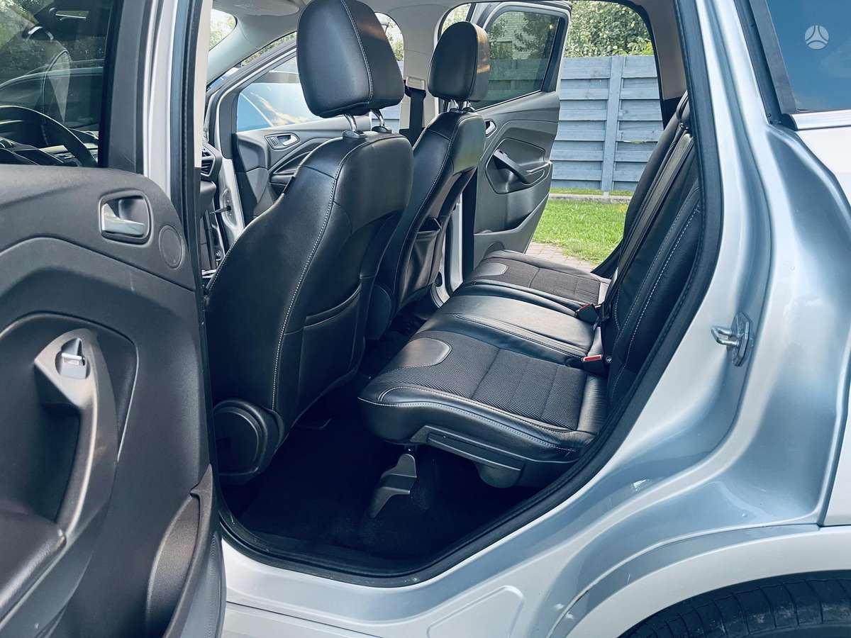 Ford Kuga 2014 — photo 11