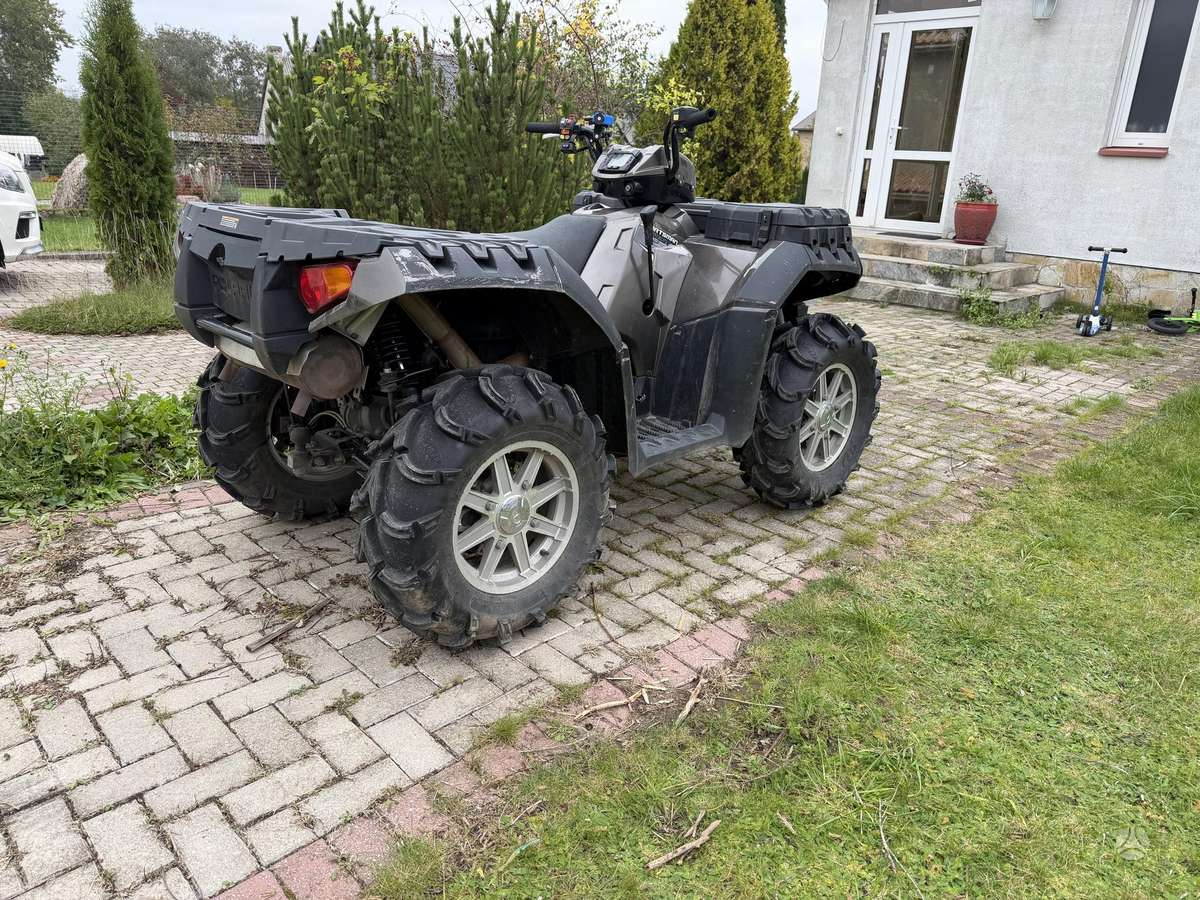 Polaris Sportsman 2014 — engine 850 cm³