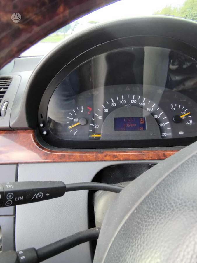 Mercedes-Benz Viano 2004 — photo 10