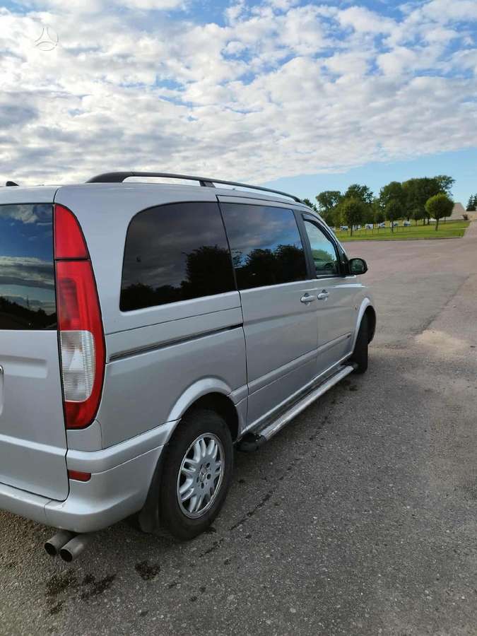 Mercedes-Benz Viano 2004 — engine 2200 cm³, 150 HP (110kW)