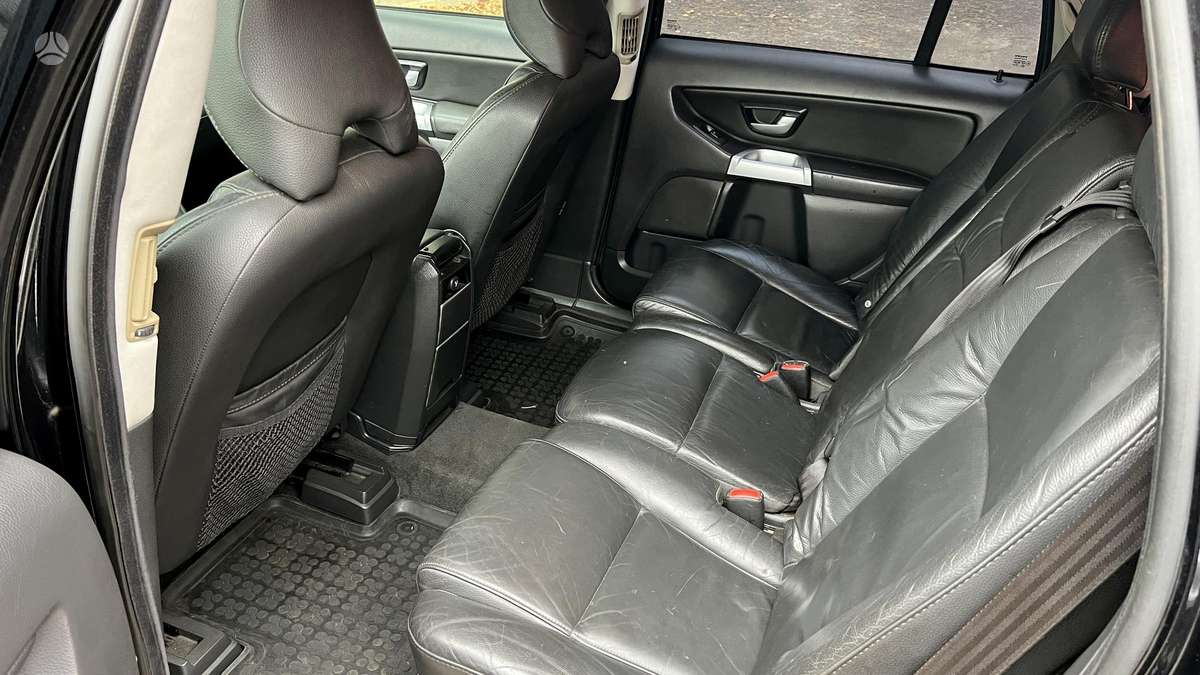 Volvo XC90 2005 — photo 6