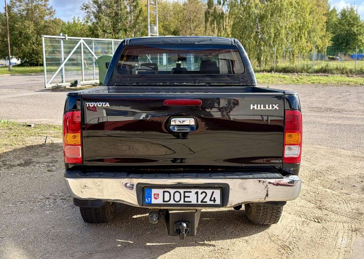 Toyota Hilux 2008 — photo 10