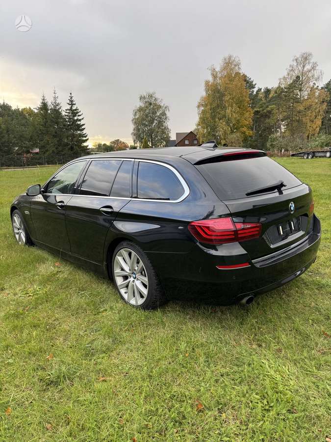 BMW 535 2013 — interior