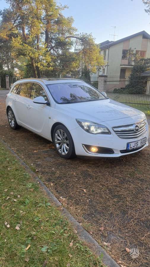 Opel Insignia 2014 — салон