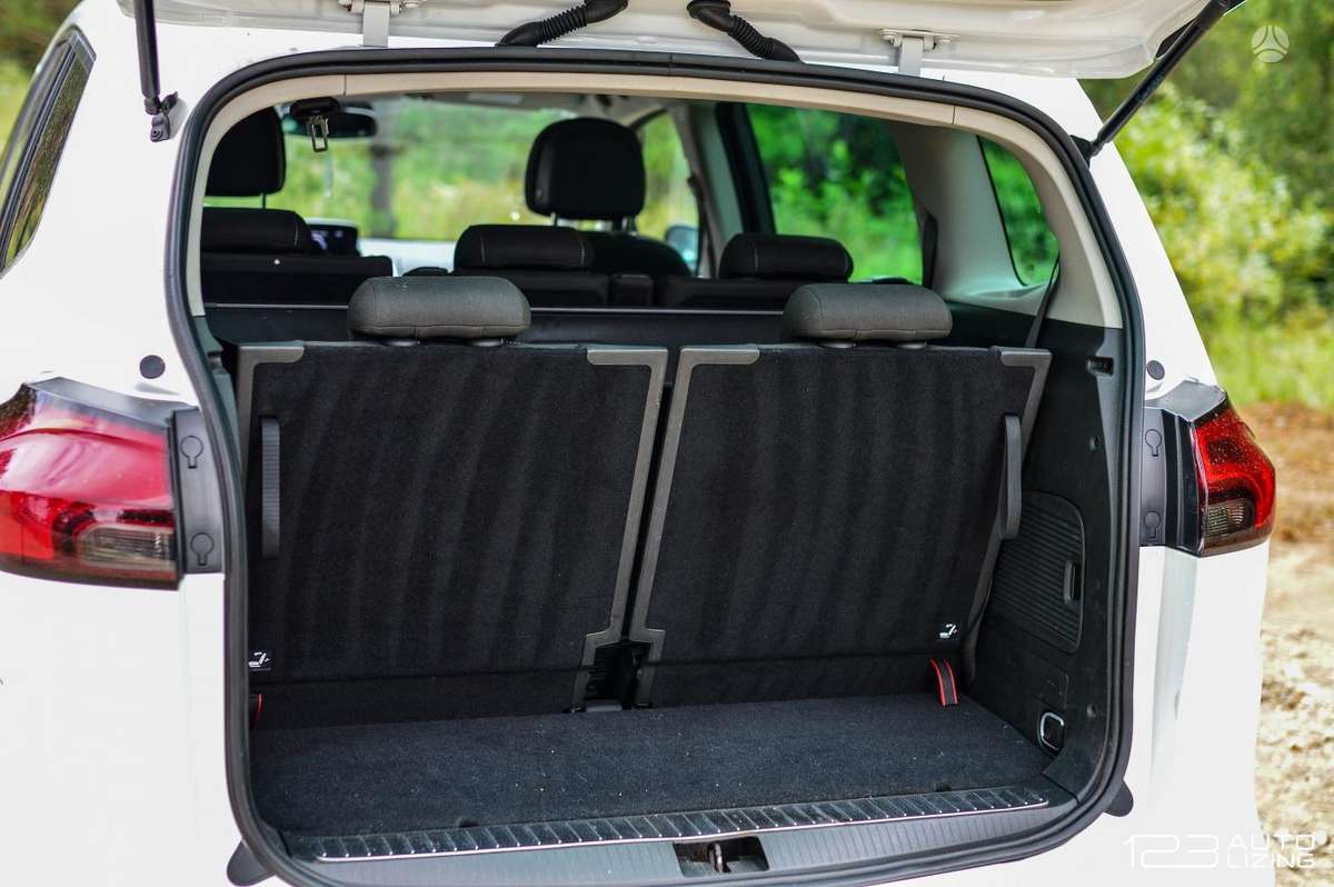 Opel Zafira 2015 — фото 8