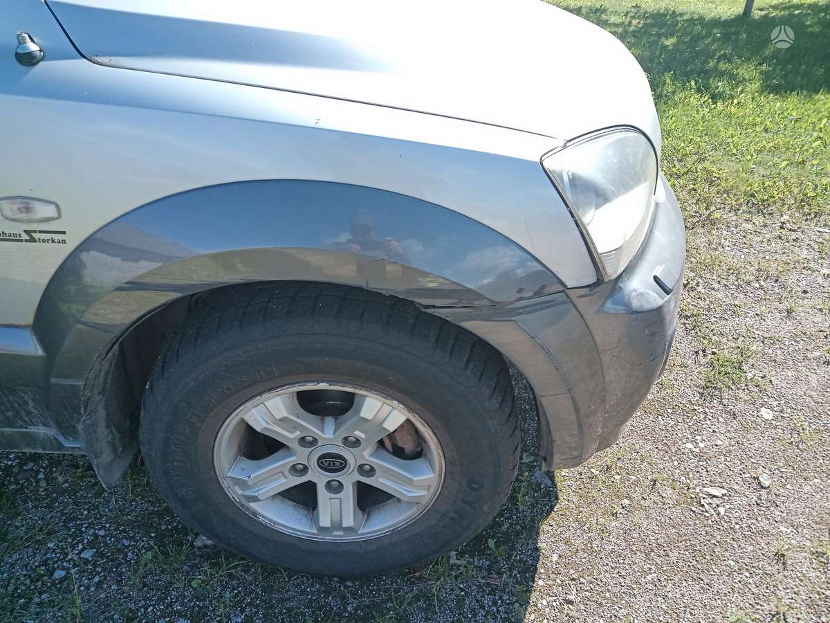 Kia Sorento 2005 — салон