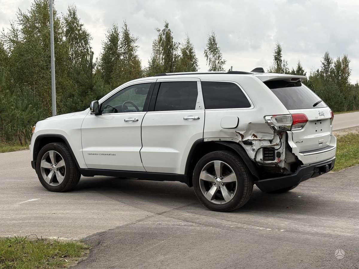 Jeep Grand 2015 — engine 3604 cm³, 294 HP (216kW)