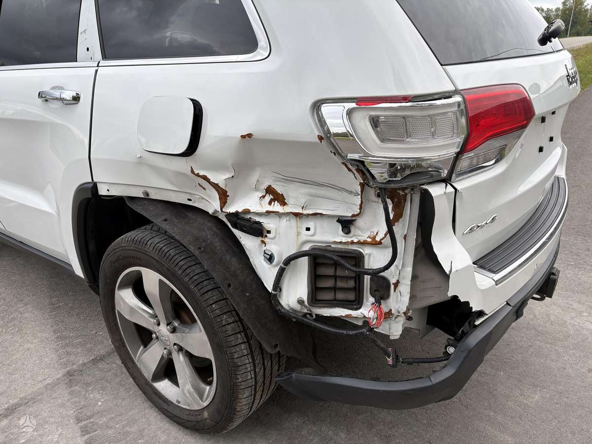 Jeep Grand 2015 — photo 8