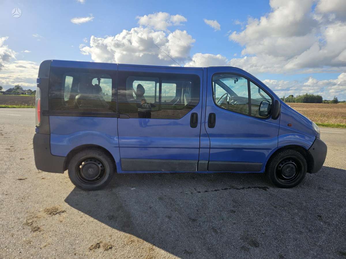 Opel Vivaro 2005 — engine 1870 cm³, 82 HP (60kW)