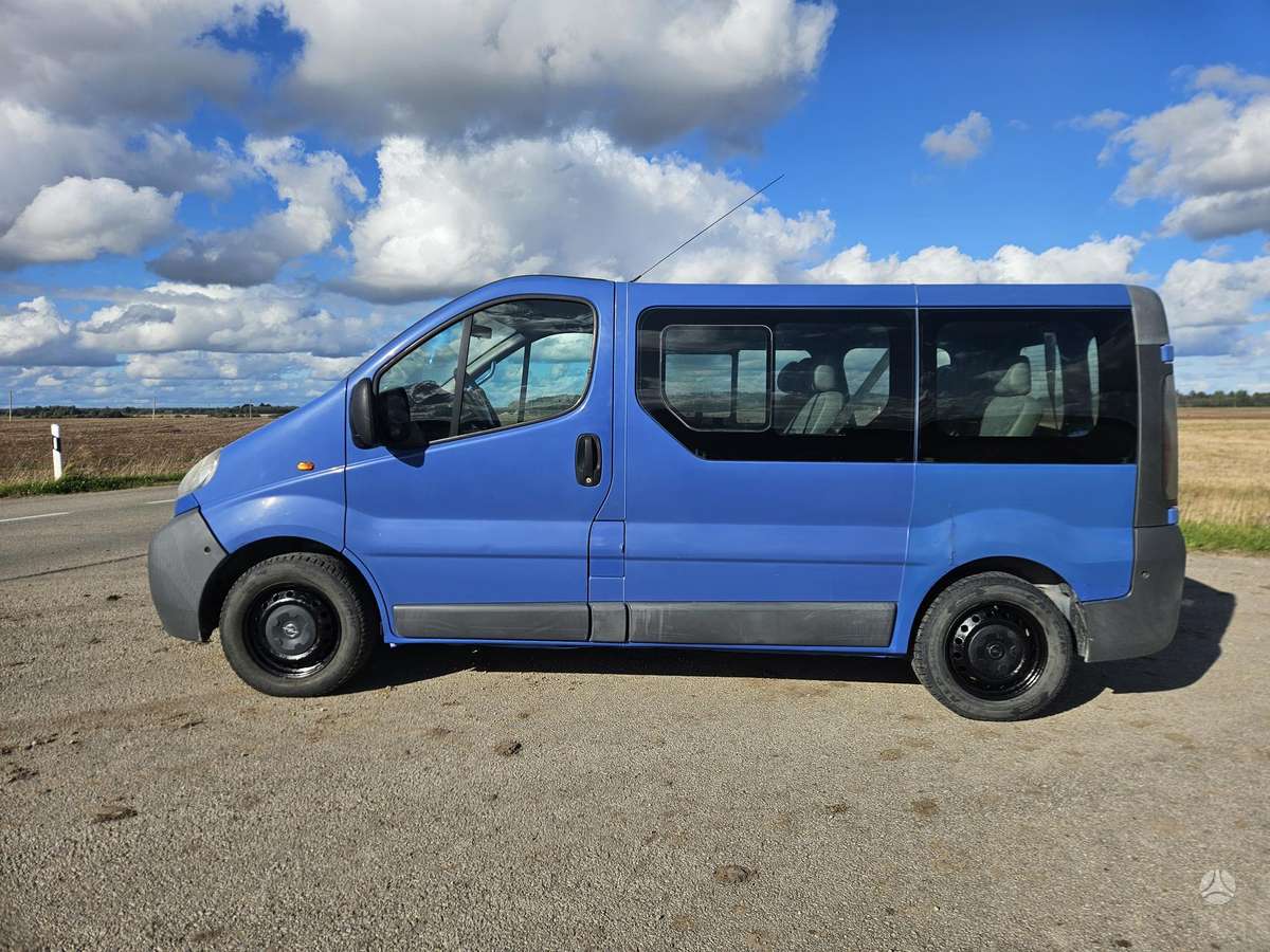 Opel Vivaro 2005 — photo 8