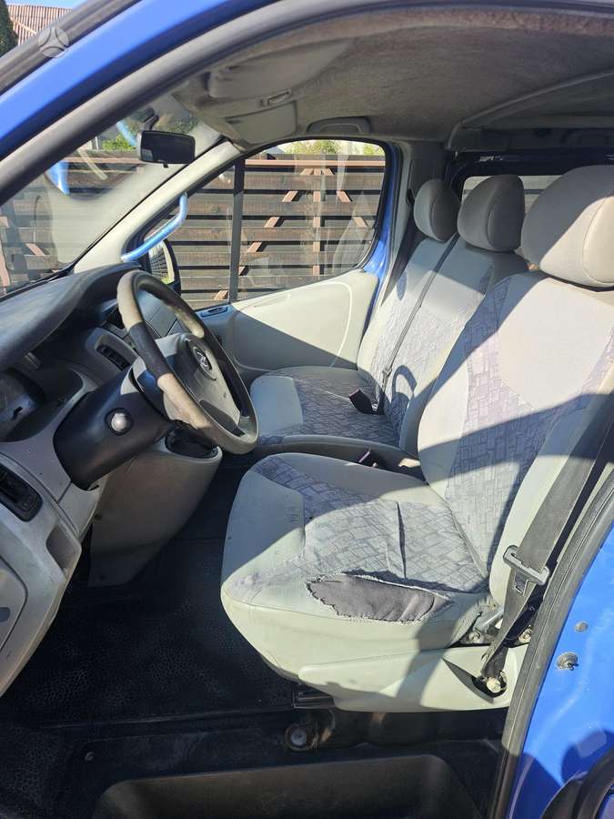 Opel Vivaro 2005 — photo 9