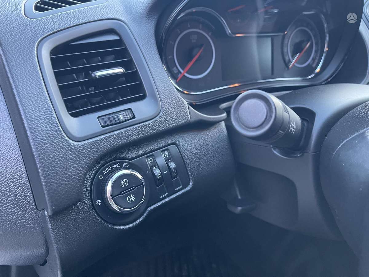 Opel Insignia 2015 — photo 19